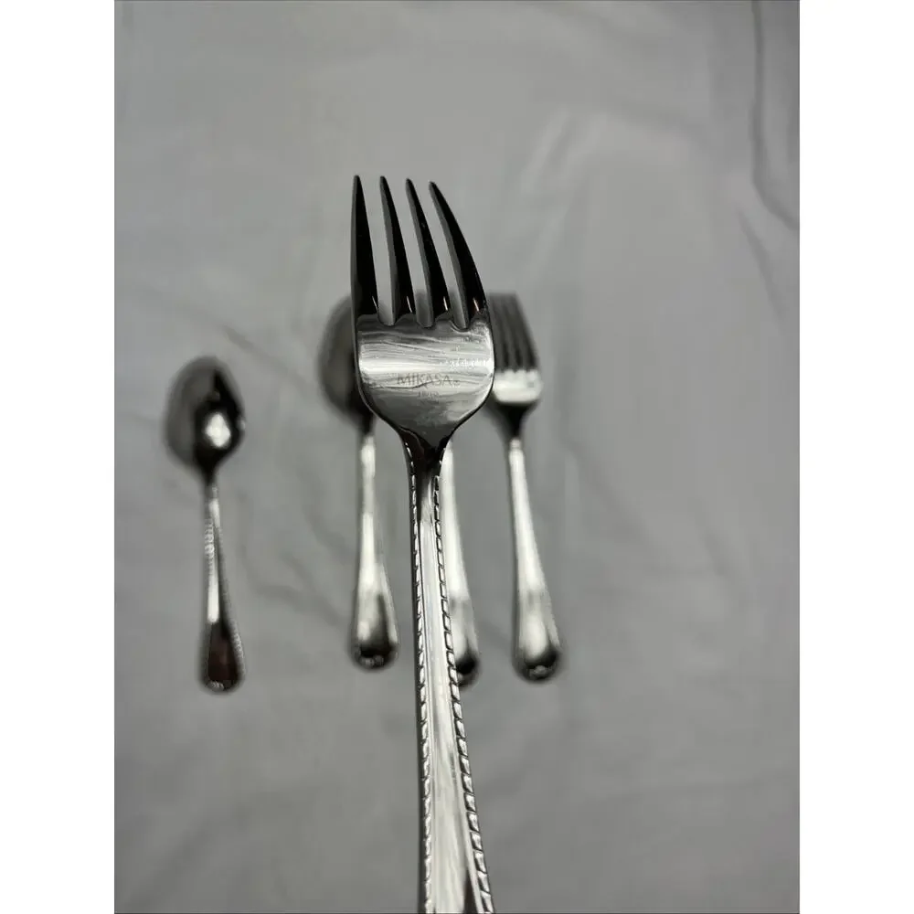 Mikasa Cameo Flatware Vietnam 18/10 Stainless Steal Set of 5 pieces